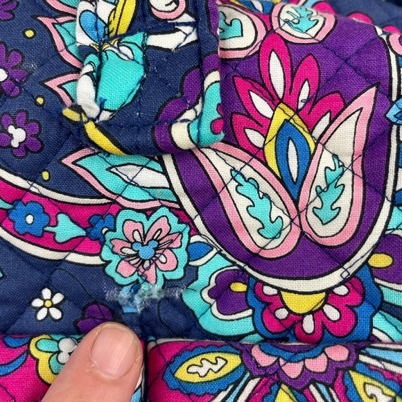 Vera Bradley Disney Weekender Bag Sensational 6 Retired Design Paisley - Picture 8 of 11